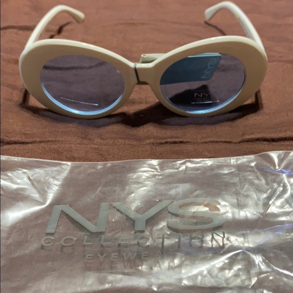 Women’s Sunglasses.  NWT!